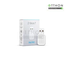 AEO-KIE-ZWA010 szemből